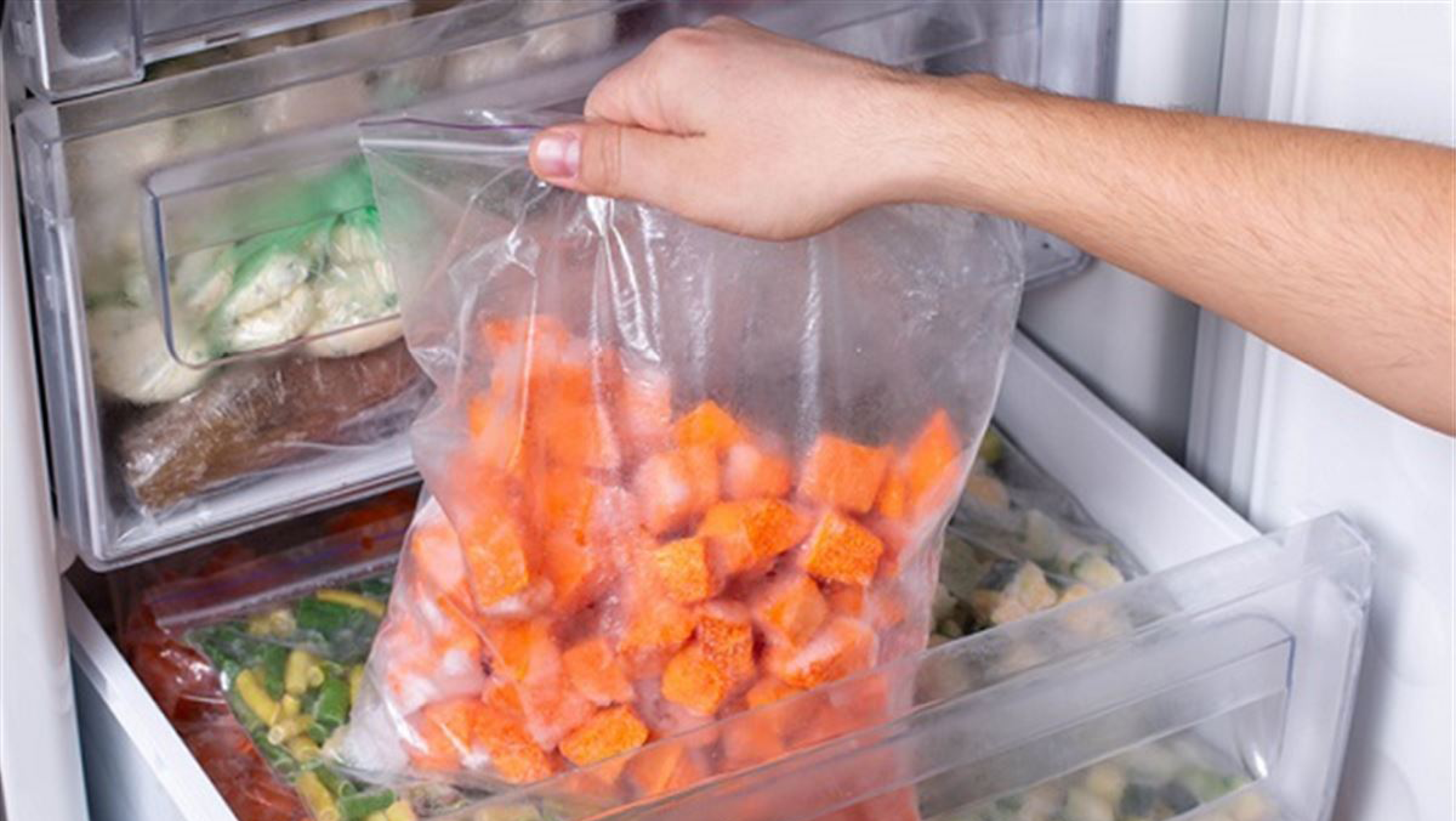 Conseils pratiques pour bien conserver vos aliments au congélateur